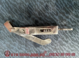 Khóa tôm inox bắt bửng thùng xe tải