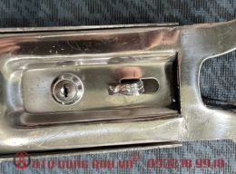 Ổ khóa hộp dương cửa thùng xe tải số 2