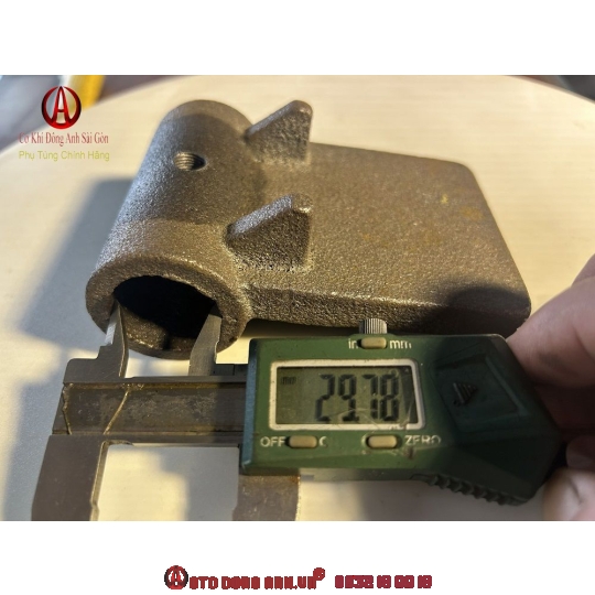 Bản lề gang đúc đóng thùng xe ben