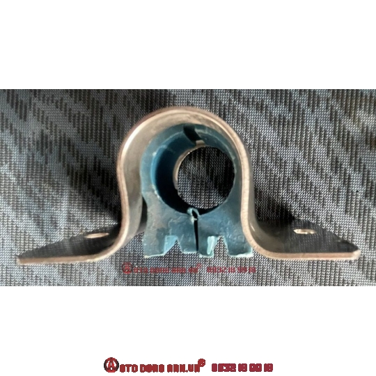 Cùm bắt cây gài cửa thùng xe tải