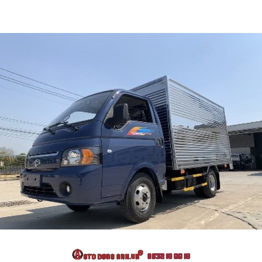 Xe tải Tera 150 - 1 tấn 49 thùng mui kín bảo ôn